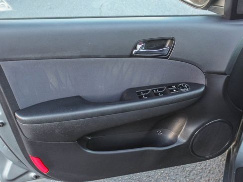 Used 2010 Hyundai Elantra GLS w/ Popular Equipment Pkg 2 image 21