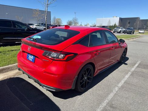 Used 2024 Honda Civic Sport image 3