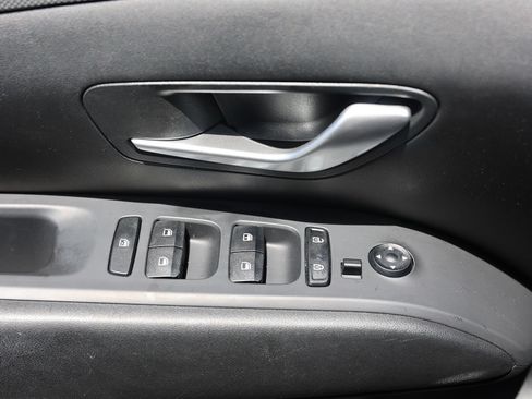 Used 2023 Hyundai Tucson SE AWD/4WD image 34