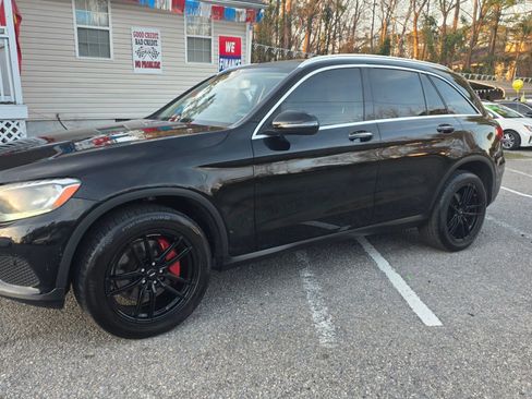 Used 2016 Mercedes-Benz GLC 300 image 2