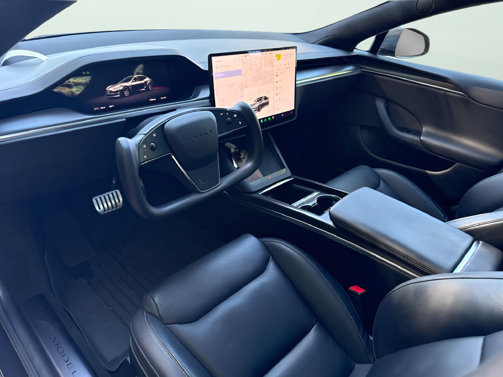Used 2023 Tesla Model S Plaid AWD/4WD image 19
