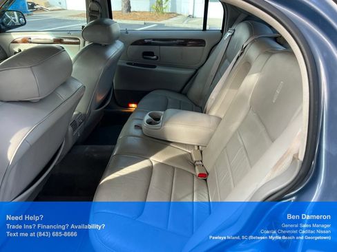 Used 1999 Lincoln Town Car Executive RWD image 12