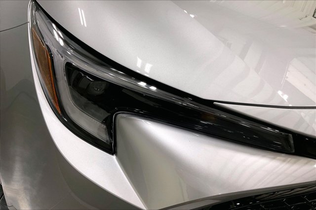 Used 2025 Toyota Corolla SE FWD image 28