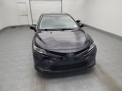 Used 2020 Toyota Camry LE image 14