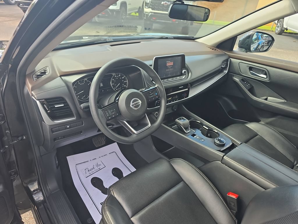 Used 2021 Nissan Rogue SV AWD/4WD image 23