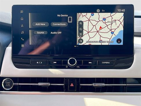 New 2025 Mitsubishi Outlander SE image 15