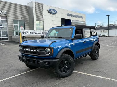 New 2025 Ford Bronco Big Bend w/ Black Diamond Package