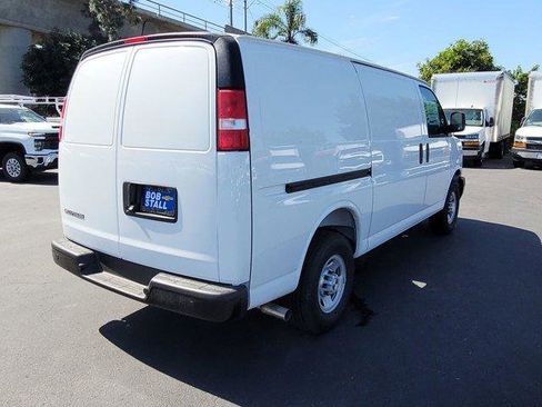 New 2026 Chevrolet Express 2500 w/ Driver Convenience Package image 8