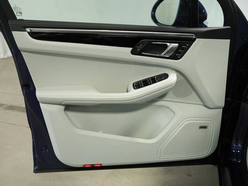 New 2026 Porsche Macan S AWD/4WD image 25