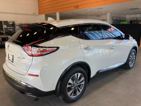Used 2018 Nissan Murano S image 5