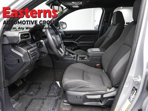 Used 2025 Toyota 4Runner SR5 AWD/4WD image 14