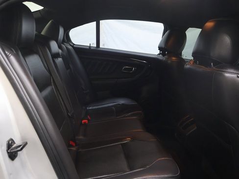 Used 2019 Ford Taurus Limited image 13