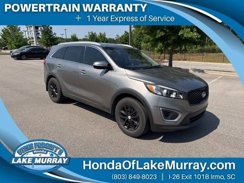 Used 2018 Kia Sorento FWD image 1