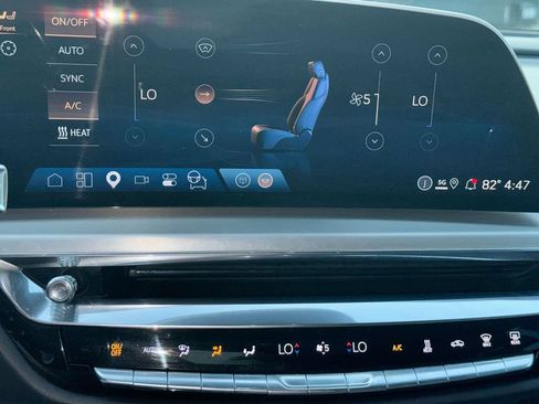 Used 2024 Cadillac Lyriq Luxury AWD/4WD image 25