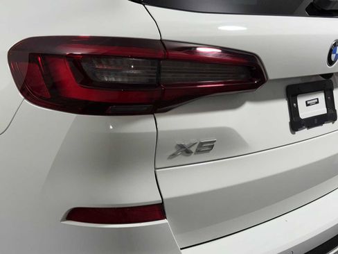Certified 2023 BMW X5 xDrive40i w/ M Sport Package AWD/4WD image 27