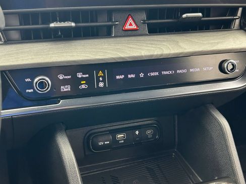 Used 2023 Kia Sportage X-Line AWD/4WD image 42
