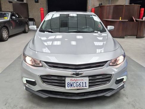 Used 2017 Chevrolet Malibu Premier w/ Premier Sun and Wheel Package image 8