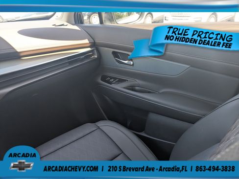 Used 2025 Nissan Murano Platinum AWD/4WD image 19