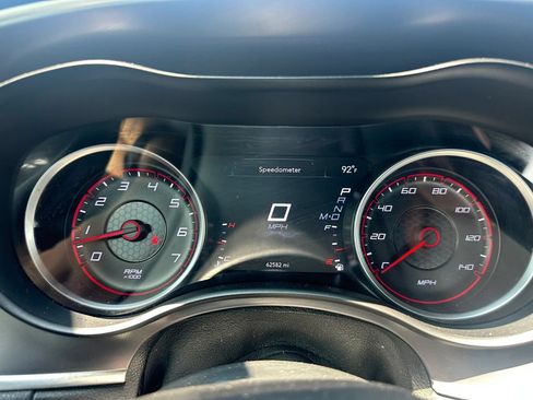 Used 2022 Dodge Charger SXT RWD image 16