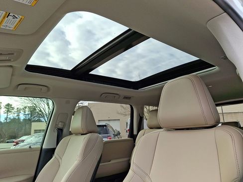 Used 2026 INFINITI QX80 Pure w/ Cargo Package image 16