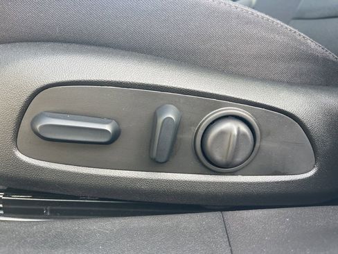 Used 2024 Chevrolet Malibu LT image 11