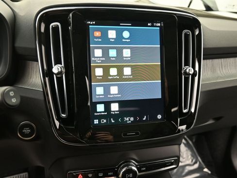 New 2025 Volvo XC40 B5 Core w/ Protection Package Premier image 23