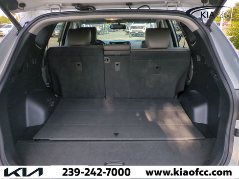 Used 2017 Hyundai Santa Fe Sport image 12