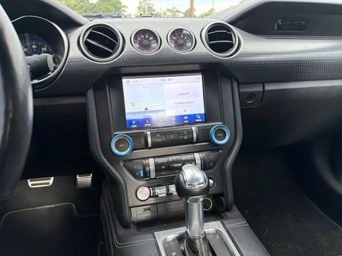 Used 2019 Ford Mustang GT Premium w/ GT Performance Package RWD image 16