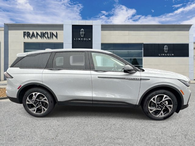 New 2026 Lincoln Nautilus Premier w/ Jet Appearance Package AWD/4WD image 8