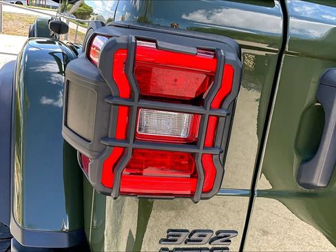 Used 2023 Jeep Wrangler Unlimited Rubicon 392 image 28