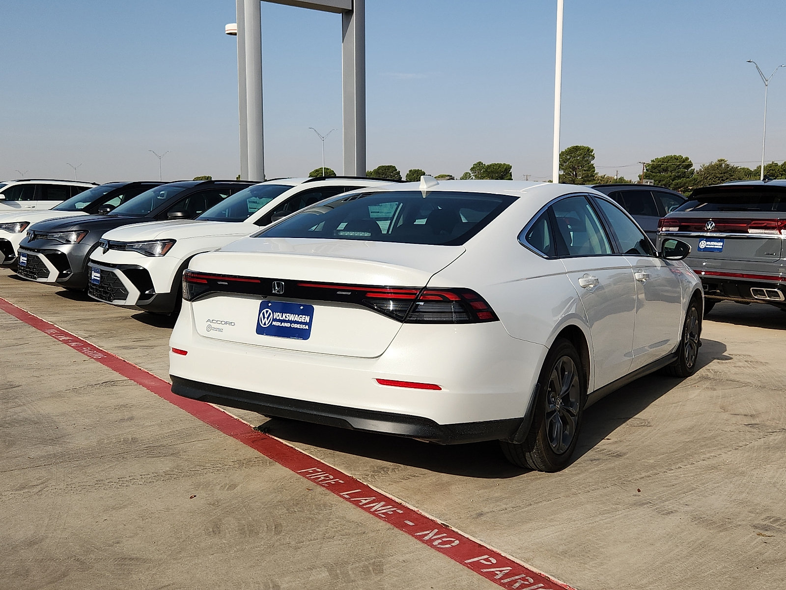 Used 2024 Honda Accord EX image 5