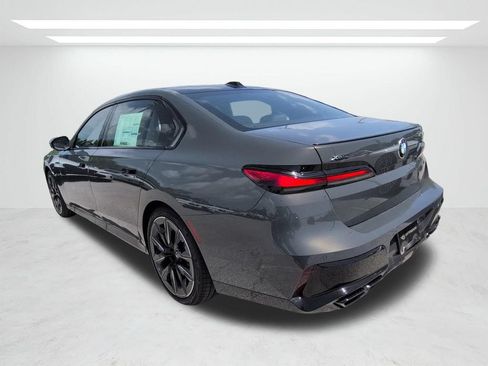 New 2026 BMW 760i xDrive w/ Executive Package AWD/4WD image 6