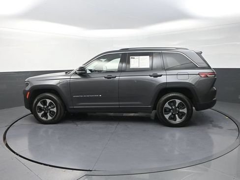 Used 2023 Jeep Grand Cherokee 4WD 4xe image 6