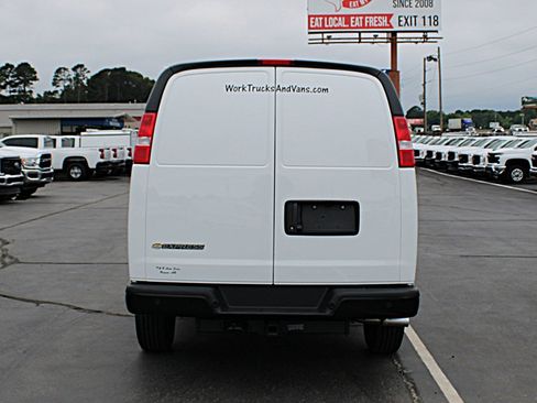 Used 2025 Chevrolet Express 2500 Extended w/ Driver Convenience Package RWD image 14
