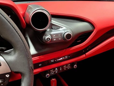 Used 2021 Ferrari F8 Tributo RWD image 10