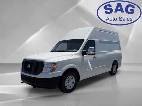 Used 2018 Nissan NV 2500 SV RWD image 5