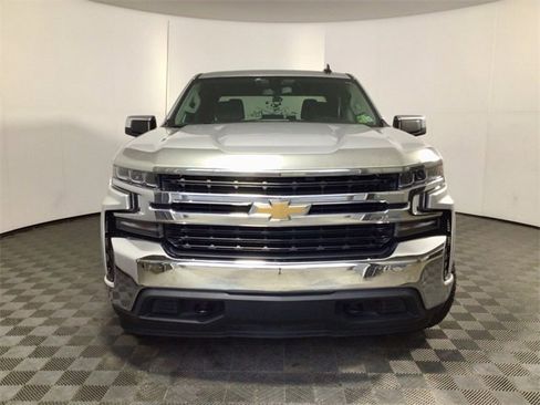 Used 2020 Chevrolet Silverado 1500 LT image 4