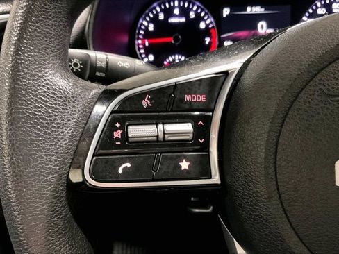 Used 2024 Kia Forte LXS image 18