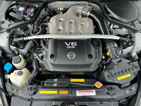 Used 2005 Nissan 350Z Touring image 44