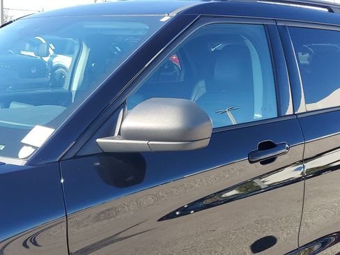 Used 2020 Ford Explorer XLT w/ Equipment Group 202A image 10