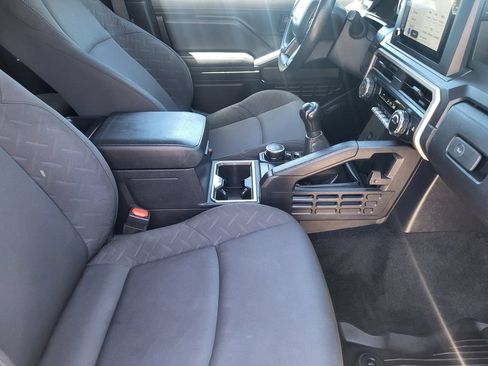 Used 2024 Toyota Tacoma SR AWD/4WD image 14