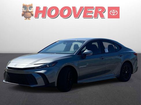 New 2026 Toyota Camry SE FWD image 30