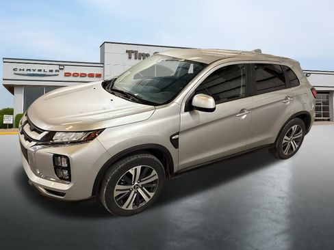 Used 2025 Mitsubishi Outlander Sport ES AWD/4WD image 9