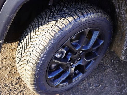 Used 2023 Jeep Compass Altitude w/ Sun and Sound Group image 13