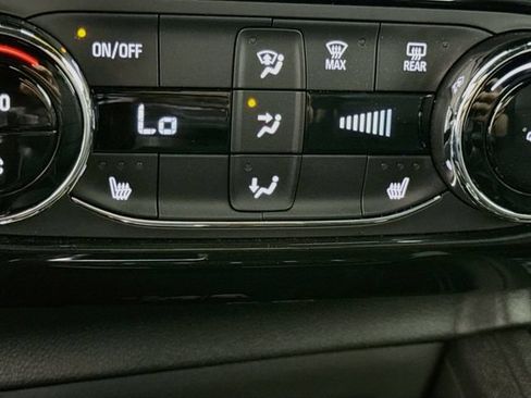 Used 2026 Chevrolet TrailBlazer RS w/ Convenience Package FWD image 20