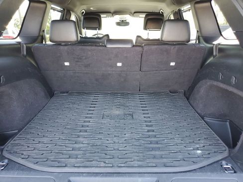 Used 2019 Jeep Grand Cherokee Altitude image 7