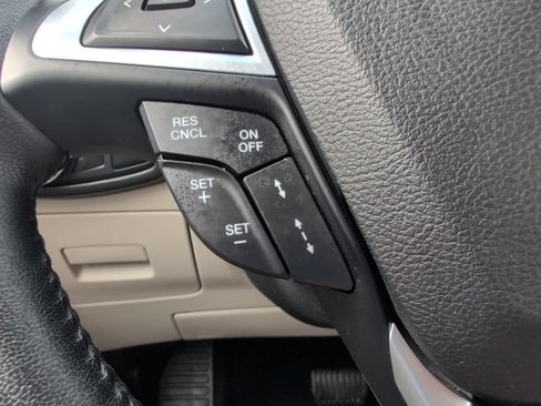 Used 2016 Ford Edge Titanium w/ Equipment Group 301A FWD image 16