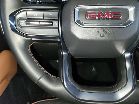 Used 2024 GMC Canyon AT4 w/ Canyon Safety Plus Package AWD/4WD image 25