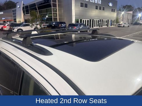 Used 2019 Jeep Grand Cherokee Overland image 3