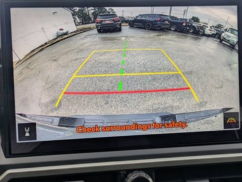 Used 2024 Toyota Tacoma TRD Sport image 21